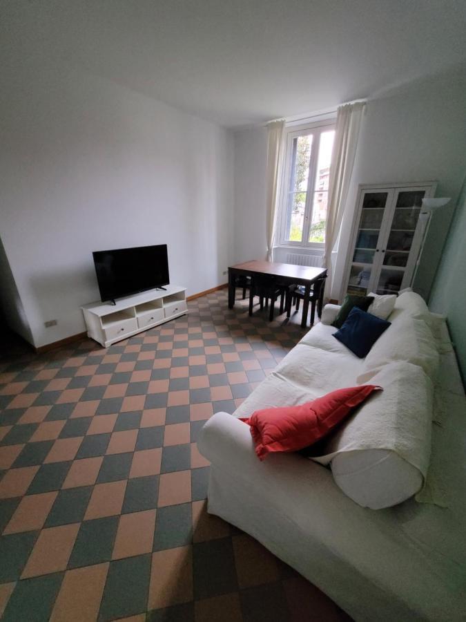 Trilocale In Villa Signorile Milano Dış mekan fotoğraf